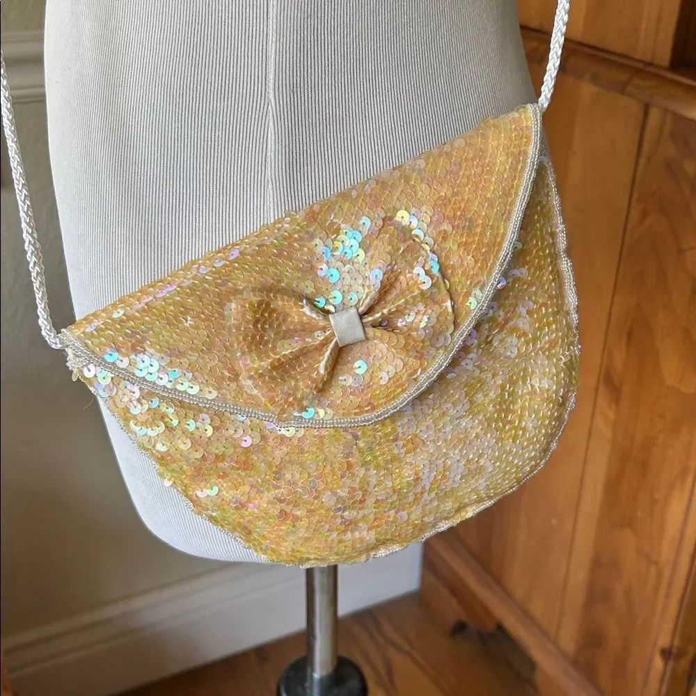 Vintage Shell Kepler Lacy After Noon Iridescent Yellow Sequin Bow Clutch